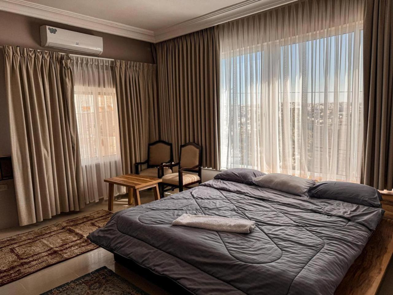 Hotel Beit Ahlan Amman Exterior foto